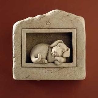 a view of this sculpture with a red background.