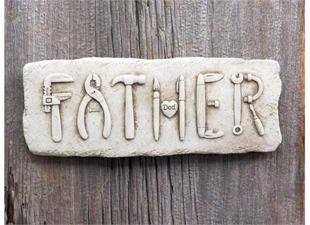 A picture of the the Fathers Day Sculpture