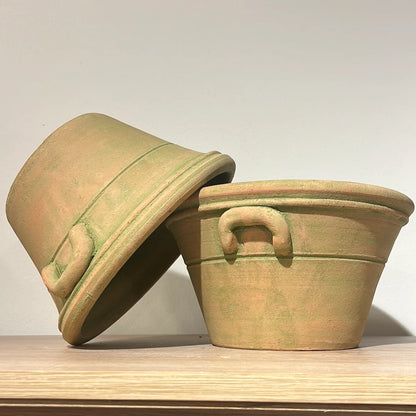 Here are two Provence pots resting on each other in Verdi green