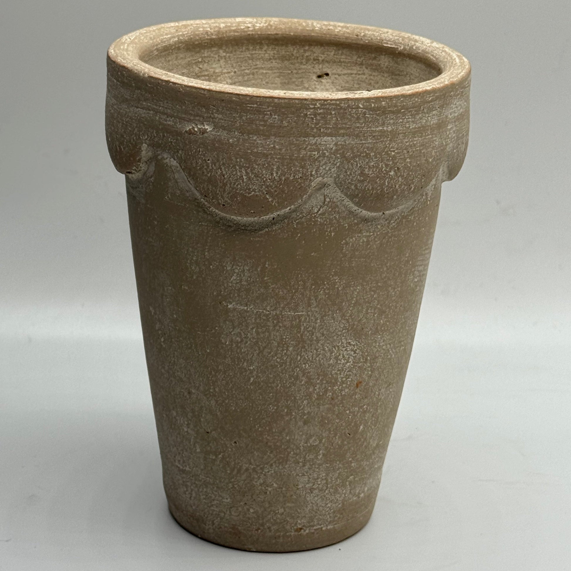 Tall herb pot in taupe. The Orleans