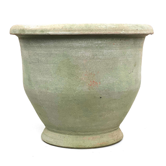 The Potier planter in Moss Green
