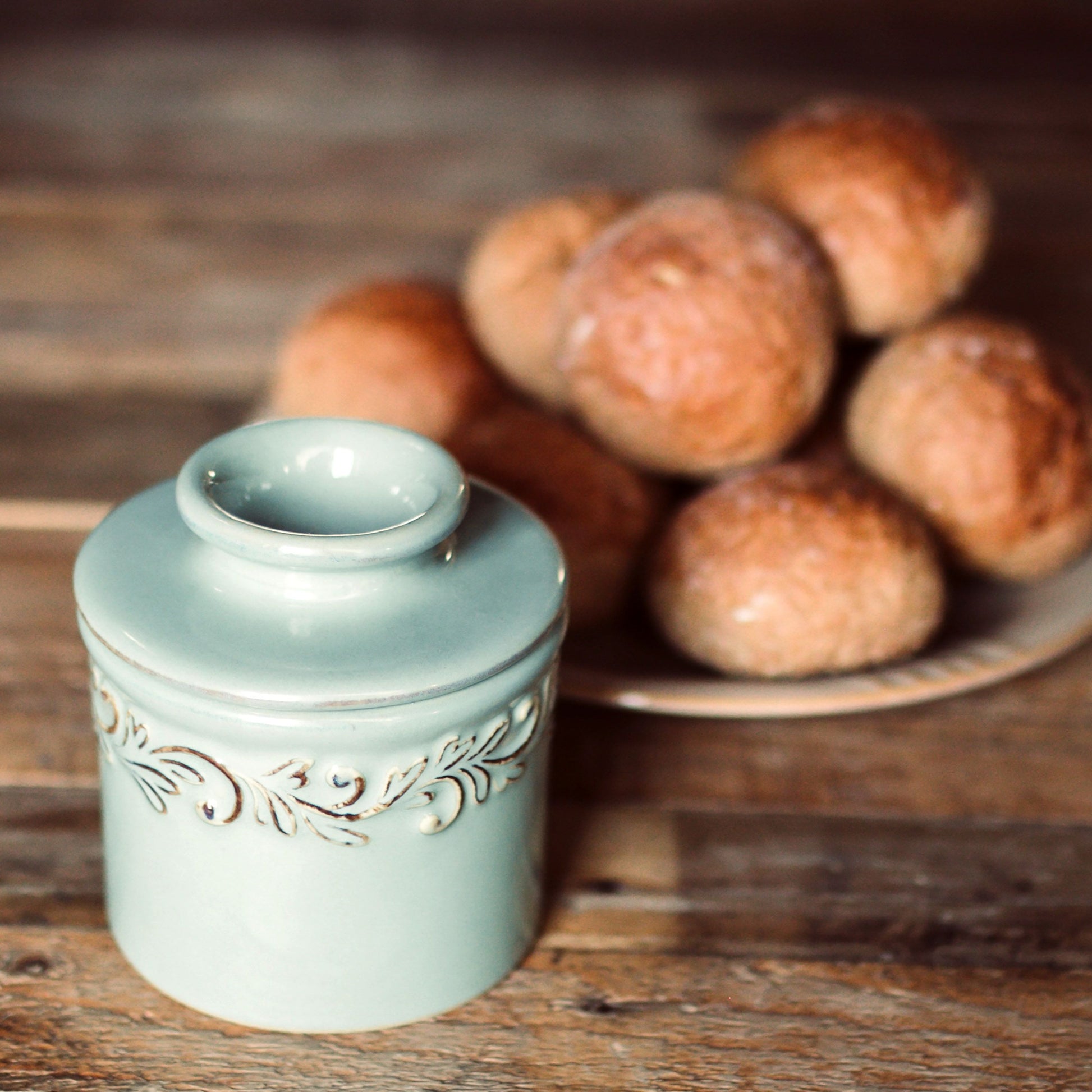 Antique White Linen Butter Bell Crock – Hidden Lake Garden Home