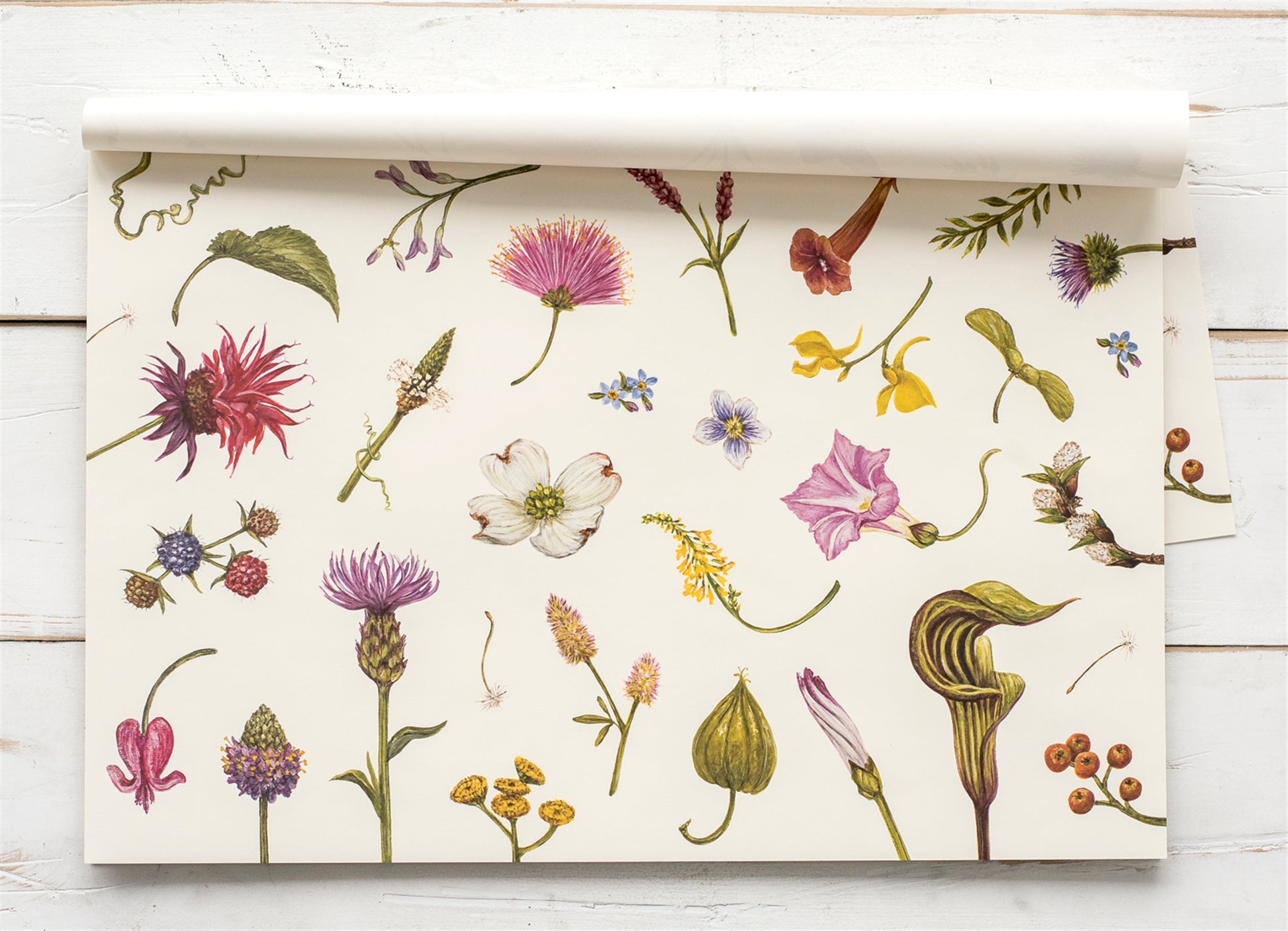 Table Tinsel - Hidden Lake Garden Home